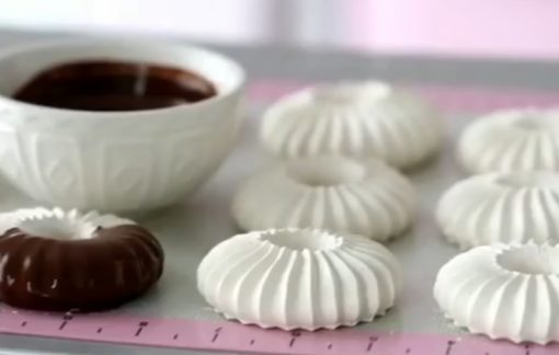 מרנג עם שוקולד